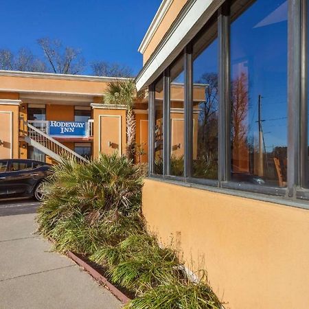 Rodeway Inn Lumberton Ngoại thất bức ảnh
